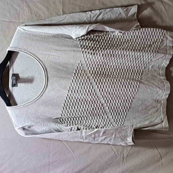 Woman's XL Sweater - Picture 1 of 4